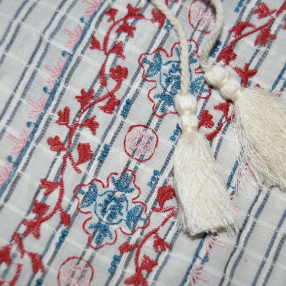 283 New UNIVERSAL THREAD Embroidered Striped Tank - Picture 6 of 7